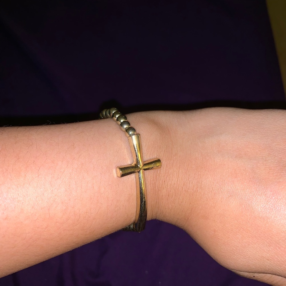 Cross bracelet